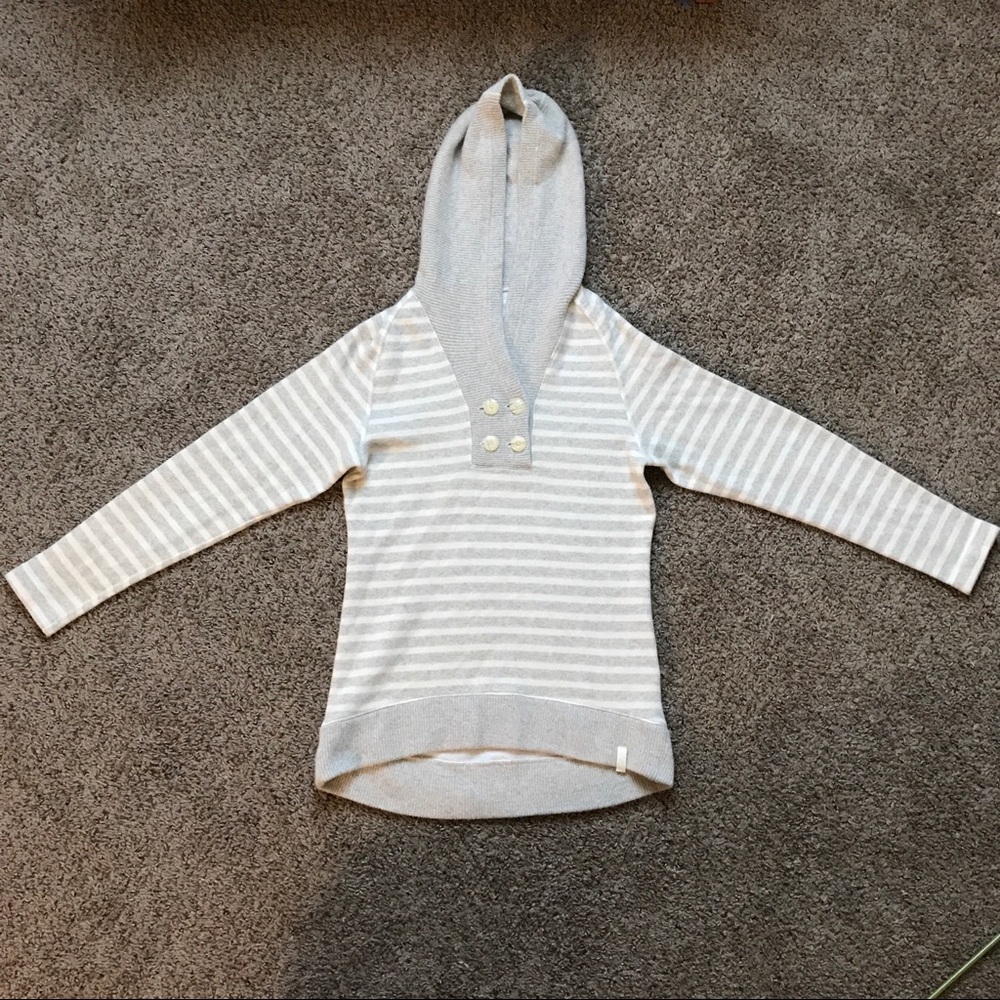 Mountain Hardwear Sevina Hoodie—size large
